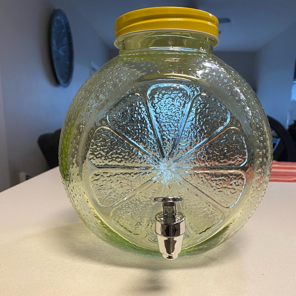 Lemonade Holder